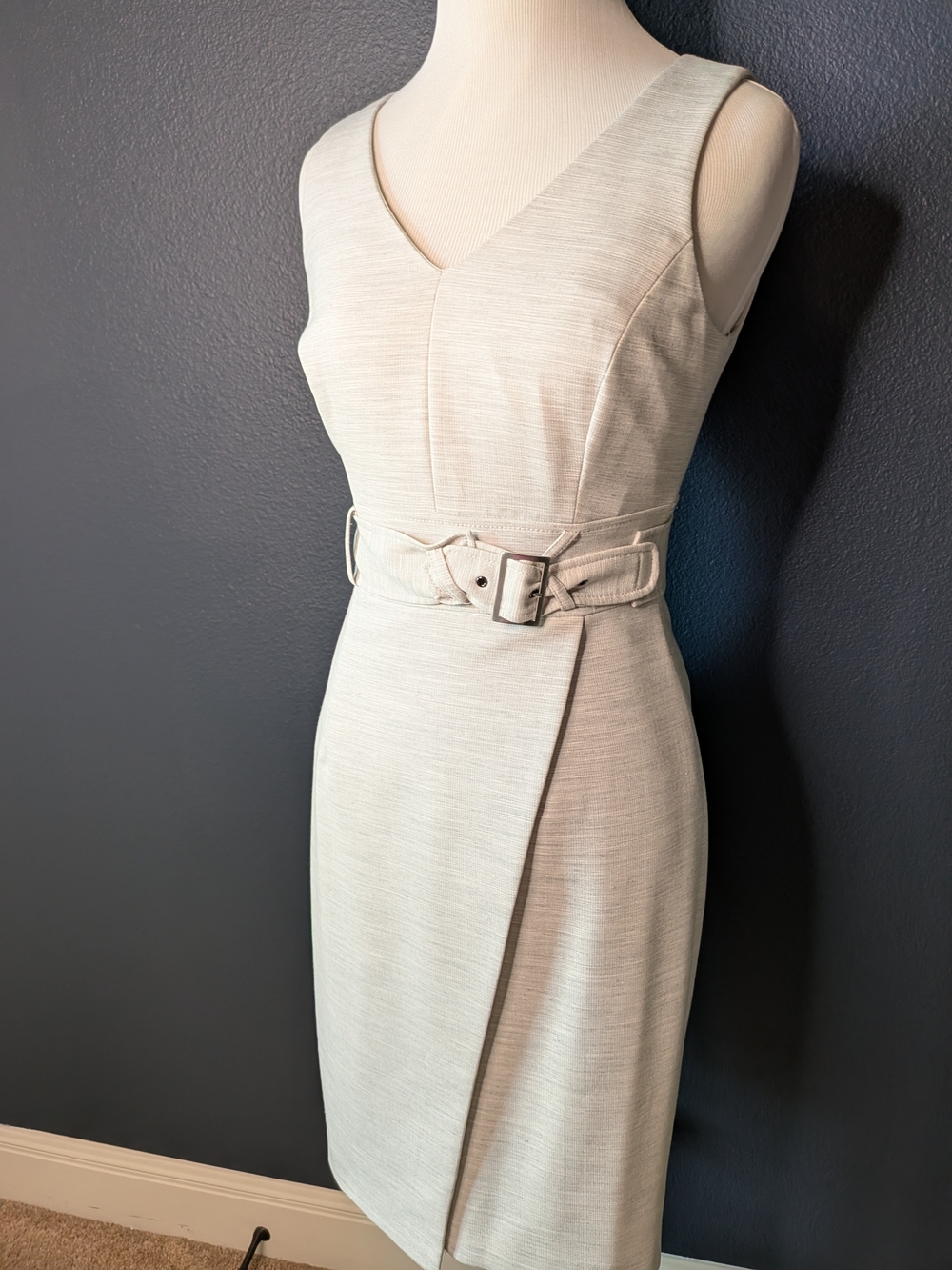 ANTONIO MELANI Sleeveless V-Neck Belted Midi Dress in Light Gray Weave